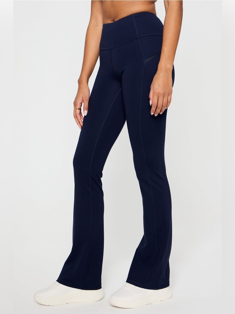 Fabletics Ponteflex kick Flare crub legging- Small